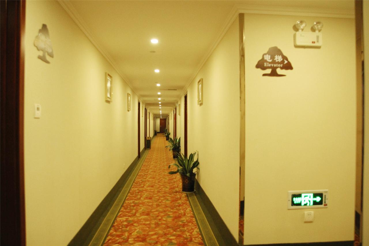 Greentree Inn Hotel Jianhe Subway Station North Palace Taiyuan Экстерьер фото